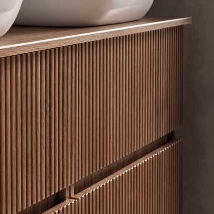 Detalle acabado Nogal